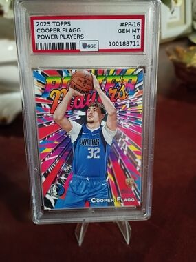 Topps Cooper Flagg Blue & Pink Power Players Burst Card